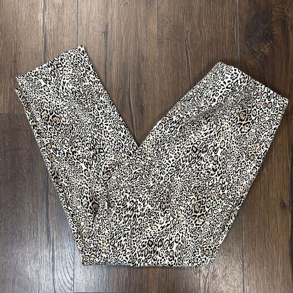 Chico’s So Slimming Juliet Cheetah-Print Ankle Pants SZ 2/12 - Picture 2 of 6